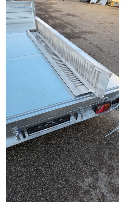 Aliuminės rampos 65x25NB 2050 - 2600kg G užkabinimas
