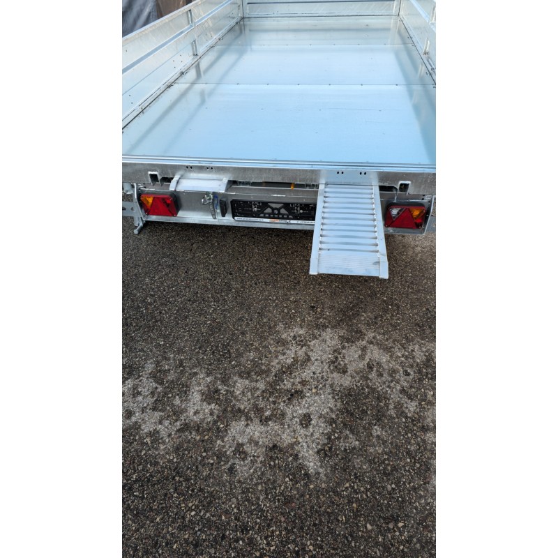 Aliuminės rampos 65x25NB 2050 - 2600kg G užkabinimas