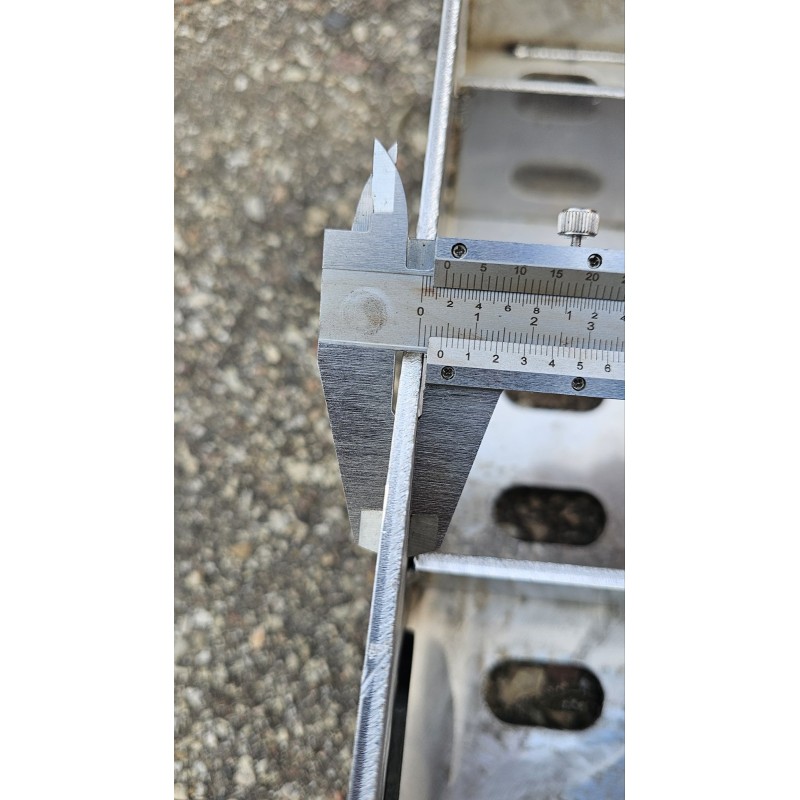 Papildomos aliumininės rampos žemiems automobiliams