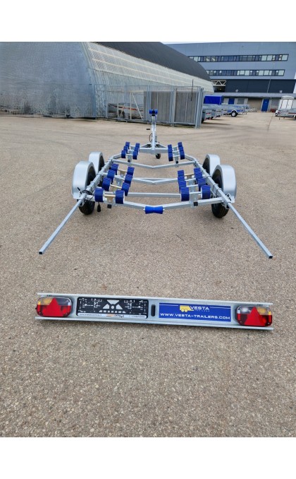 Priekaba laivui VESTA M3 R 750kg