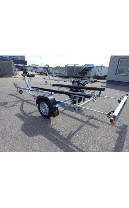 LINGINĖ Valtinė priekaba THOMAS TRAILERS BT-500R