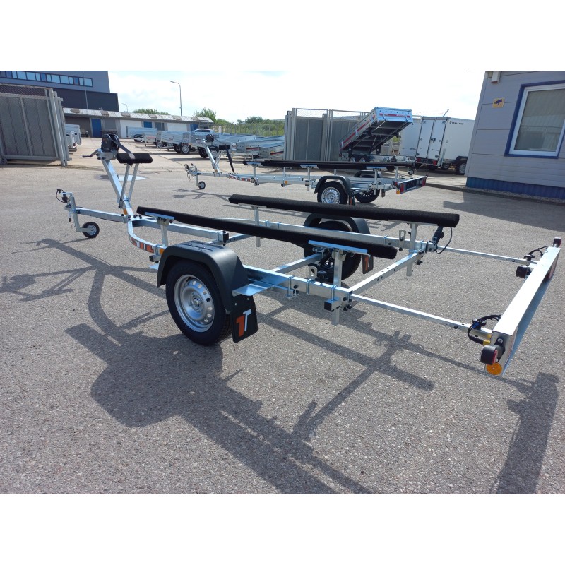 LINGINĖ Valtinė priekaba THOMAS TRAILERS BT-500R