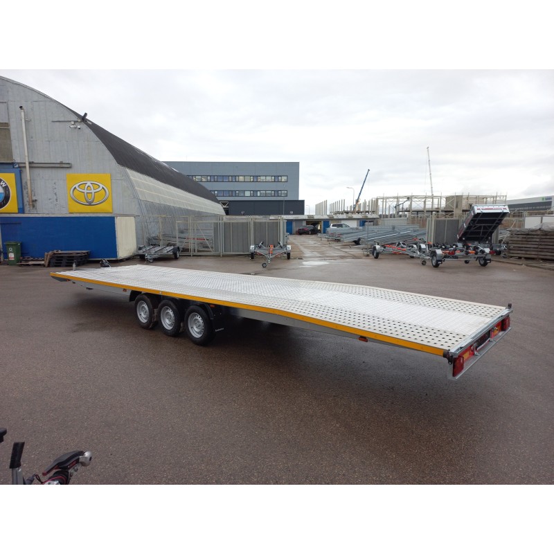 Priekaba Besttrailers INDIANA 8,5x2,1m 3500kg R13C. Dengtas