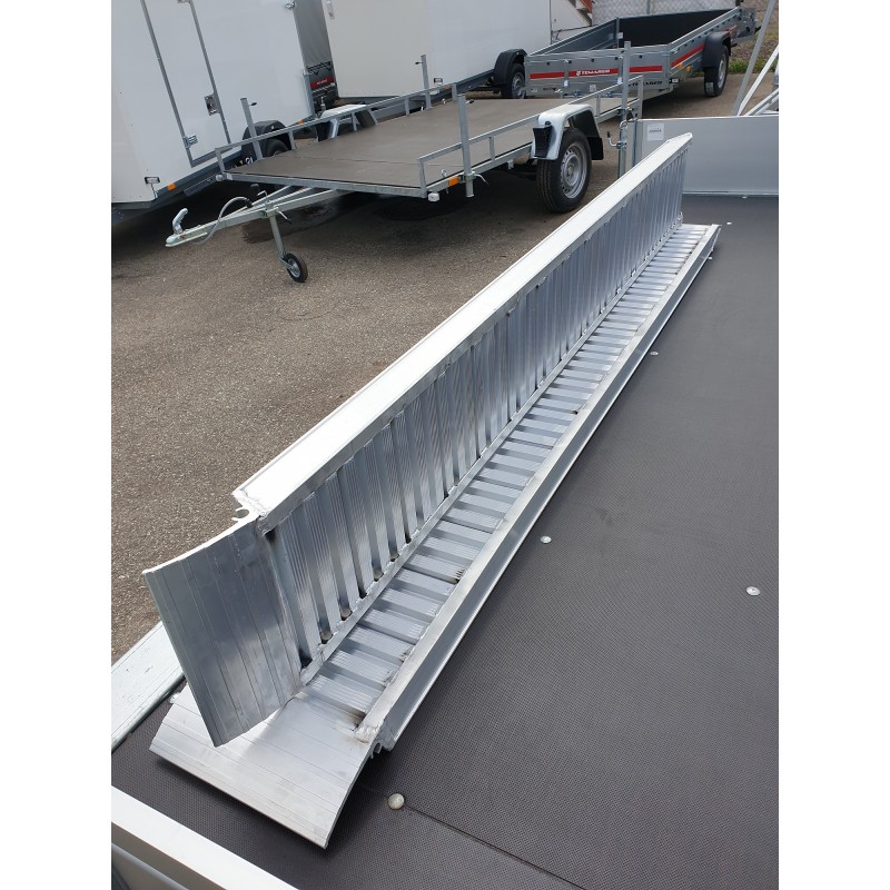 Aliuminės rampos 65x30NB 1550kg. - 1900kg.