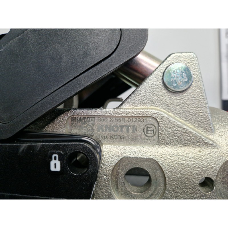 Priekabos sukabinimo spyna 60 KNOTT KS35 3500kg su stabilizatorium
