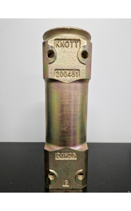 Inercinio sukabinimo Knott 3500kg metalinė įvorė