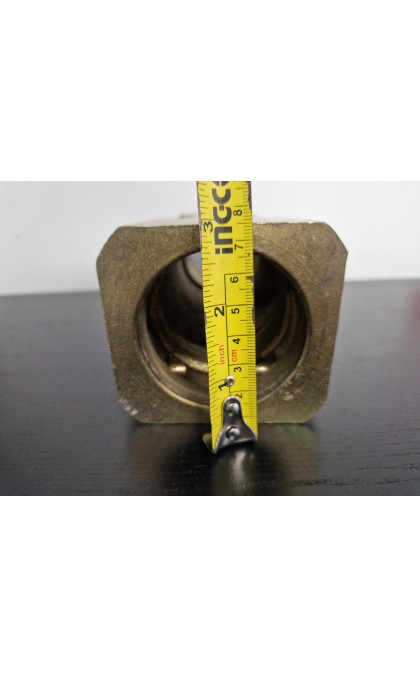 Inercinio sukabinimo Knott 3500kg metalinė įvorė