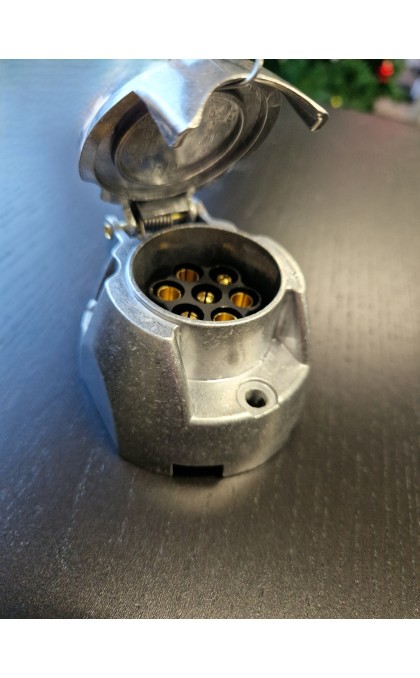 Jungtis lizdas 12v duraliuminis 7pin
